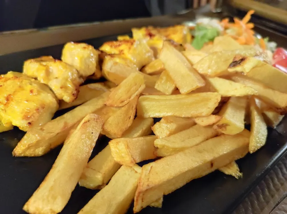 Brochettes de Poulet Djoujeh